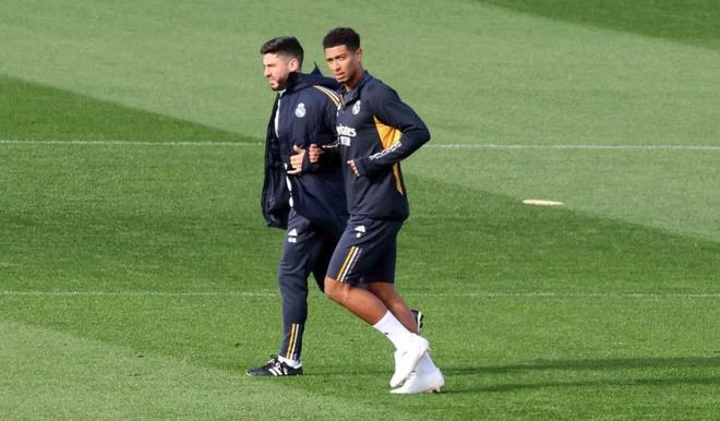 他在防守端 他在防守端