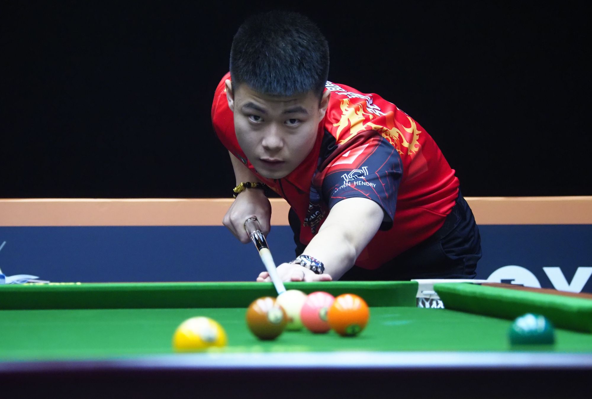 背景纹理越 背景纹理越